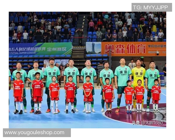 足球明星赴朝鲜展现友谊与体育精神引发全球关注与热议