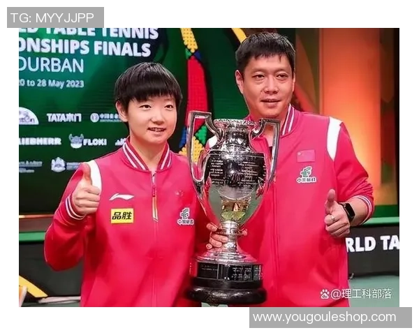 专访黄娜：深入探讨足球领域成功背后的秘诀与经验分享